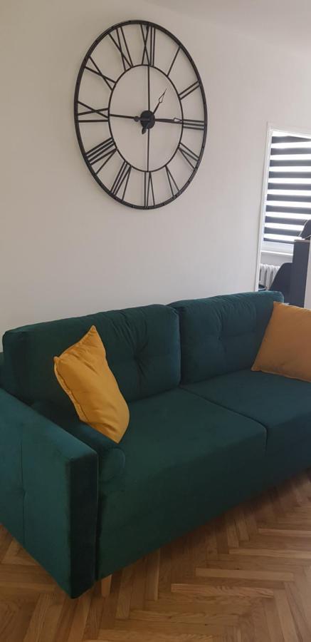 Apartament U Kasi Z Widokiem Na Zamek Malborski Apartment Malbork Bagian luar foto